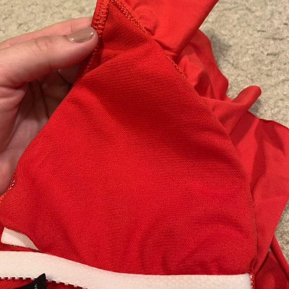 Gorgeous Red Swimsuit - Picture 7 of 8